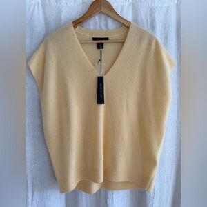 Tahari Women's V-Neck Sweater in Soft Cream